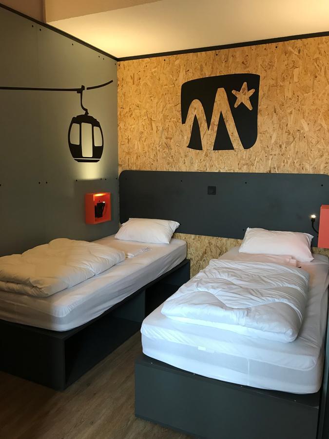 Moontain Hostel Oz Buitenkant foto